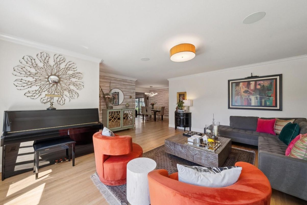 Dining room, Interior, Living room, Piano, Wood Texture Flooring