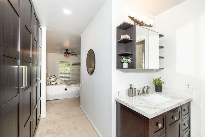 Bathroom, Bedroom, Interior, Recessed Lighting
