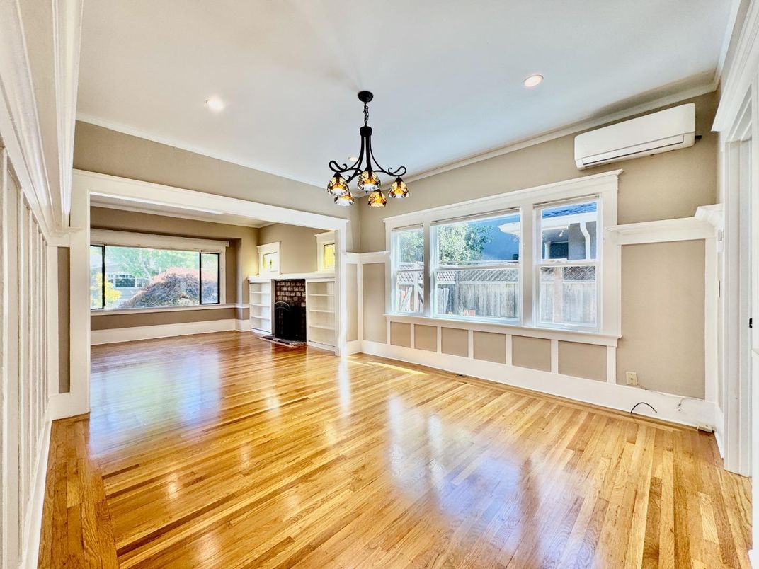 Chandelier, Empty room, Interior, Recessed Lighting, Wood Texture Flooring