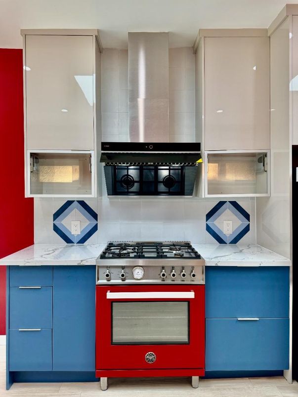 Interior, Kitchen, Stainless Steel Appliances