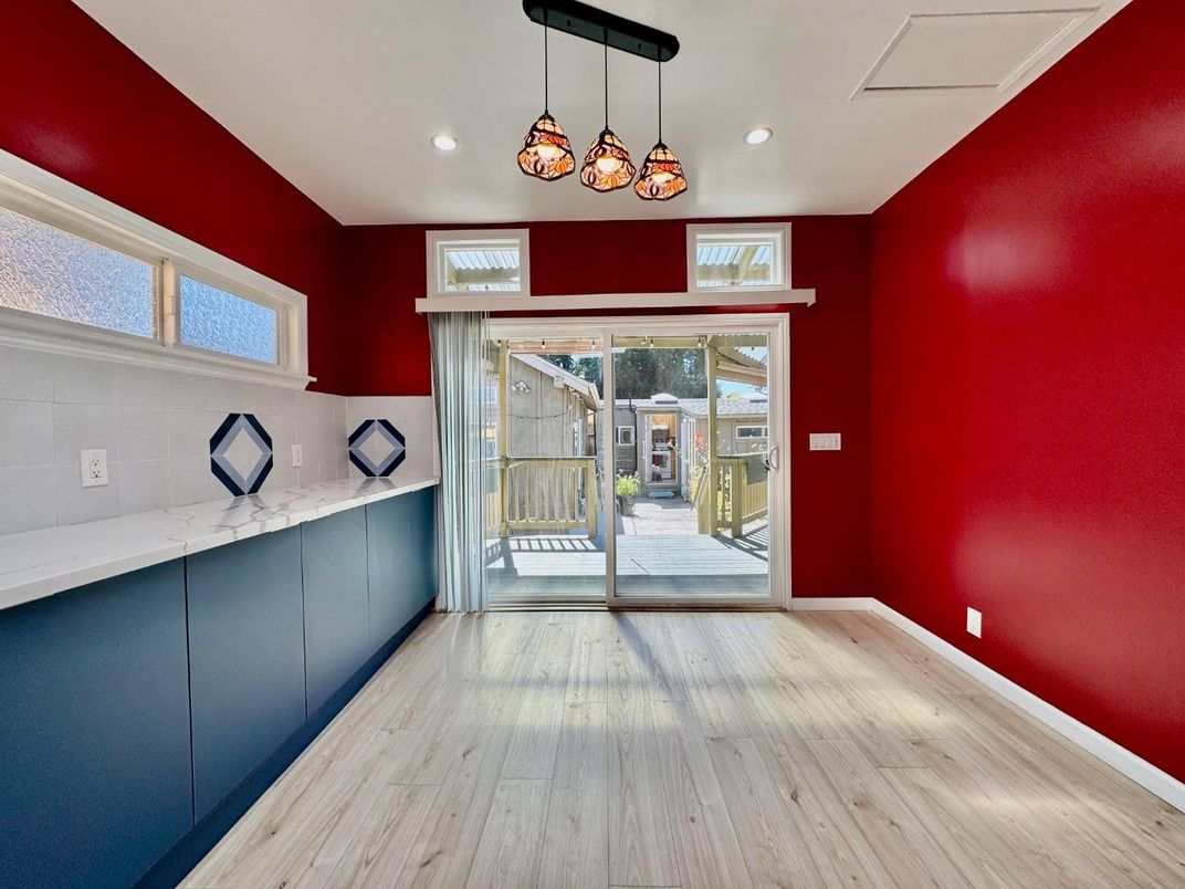 Empty room, Interior, Pendant Lights, Recessed Lighting, Wood Texture Flooring