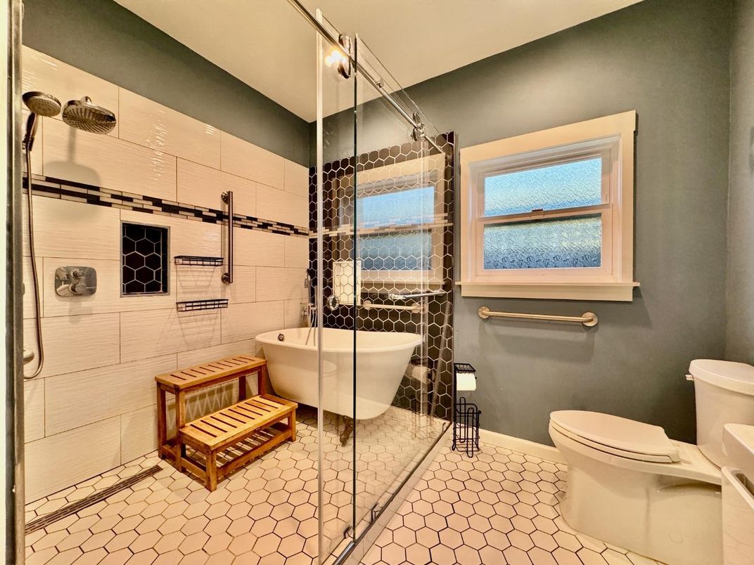 Bathroom, Free Standing Baths, Glass Shower, Interior