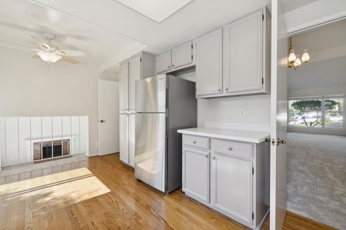 Fireplace, Interior, Kitchen, Wood Texture Flooring