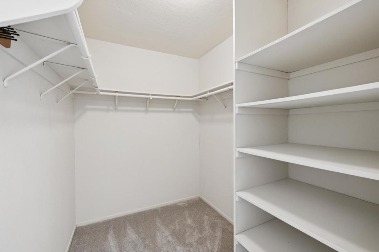 Interior, Walk-in Closets