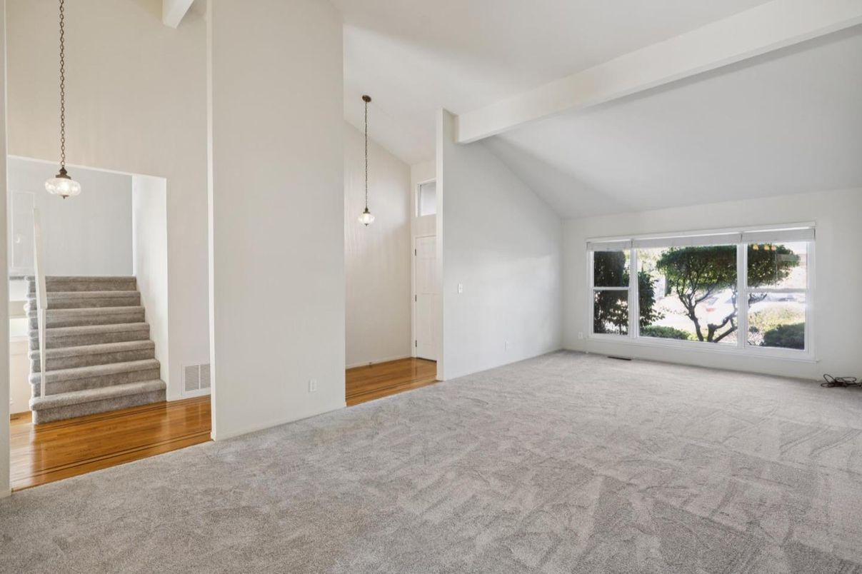 Empty room, Interior, Pendant Lights, Wood Texture Flooring