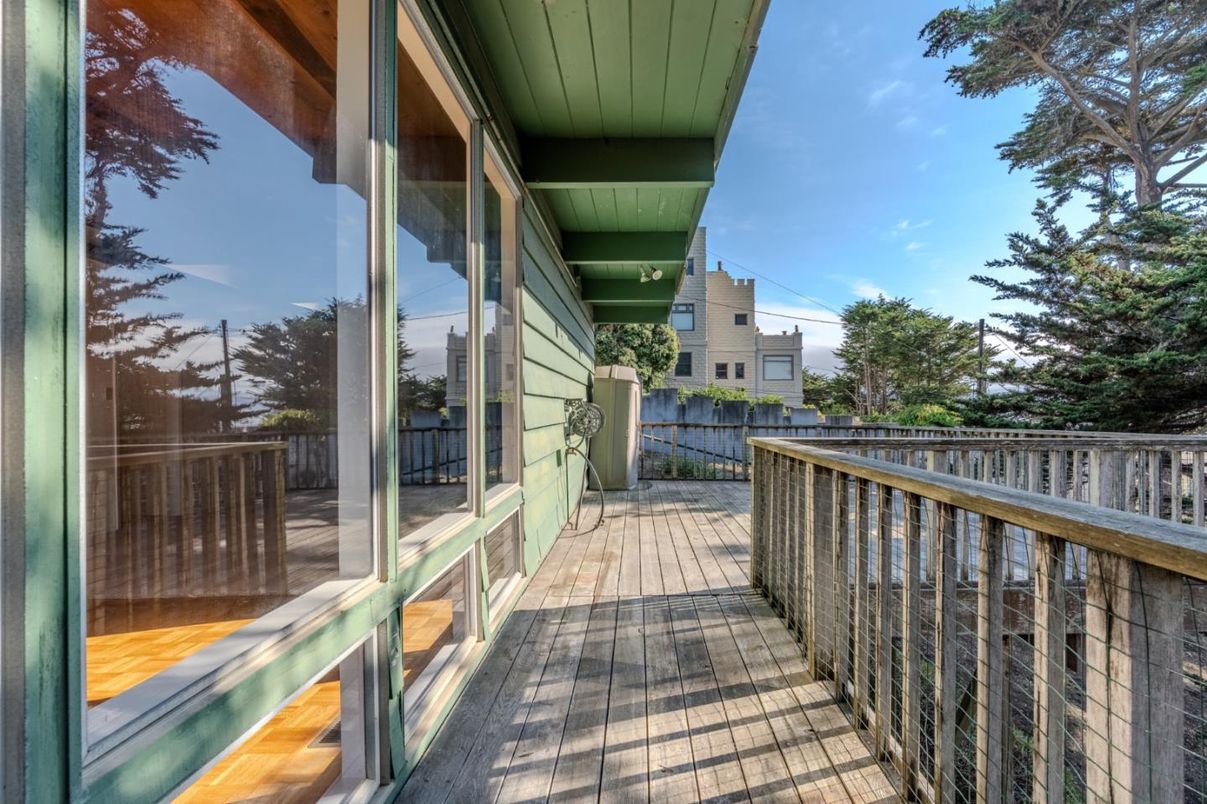 Exterior, Wood Texture Flooring
