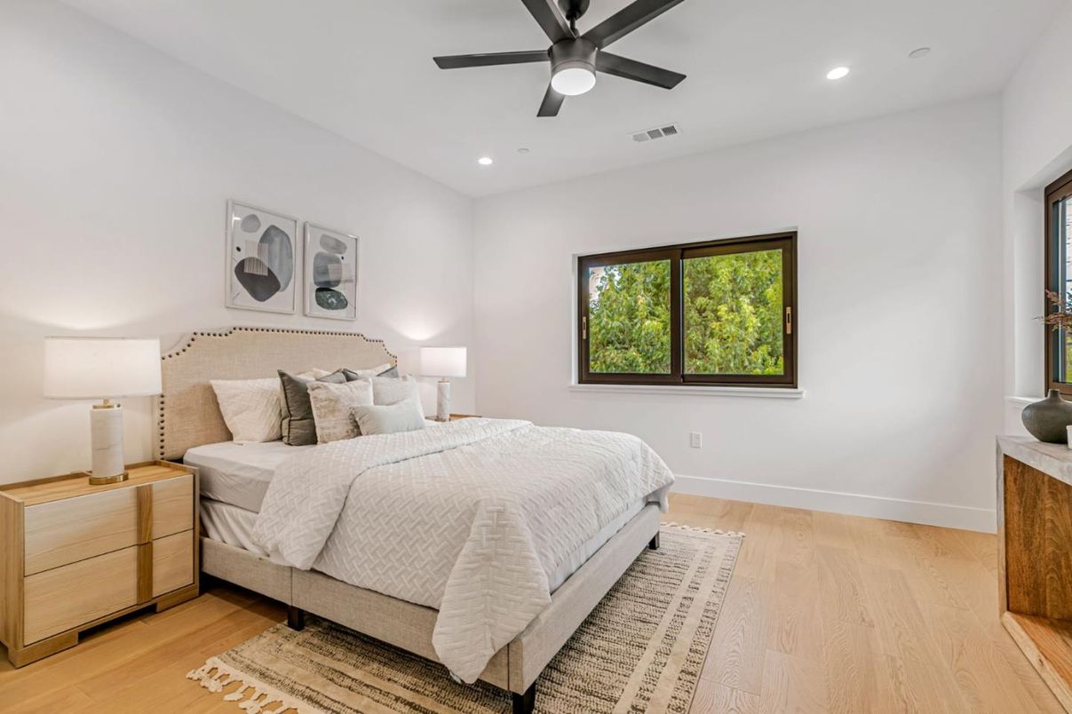 Bedroom, Interior, Recessed Lighting, Wood Texture Flooring