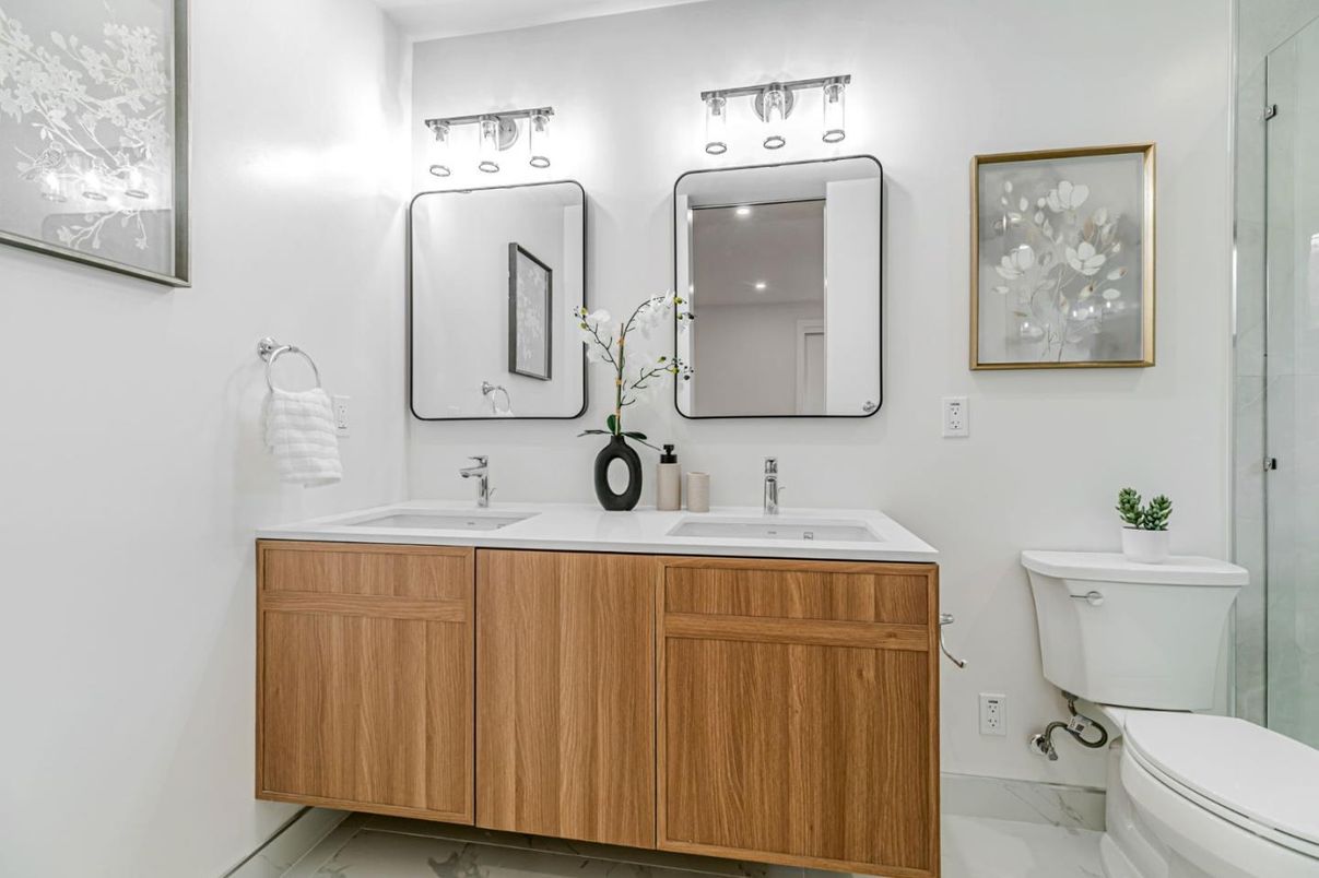Bathroom, Dual Sink Vanities, Interior, Marble