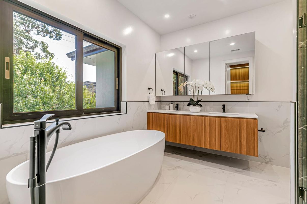 Bathroom, Dual Sink Vanities, Free Standing Baths, Interior, Marble, Marble Walls, Recessed Lighting