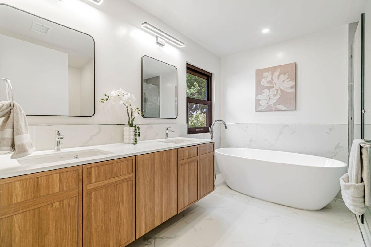 Bathroom, Dual Sink Vanities, Free Standing Baths, Interior, Marble, Marble Walls, Recessed Lighting
