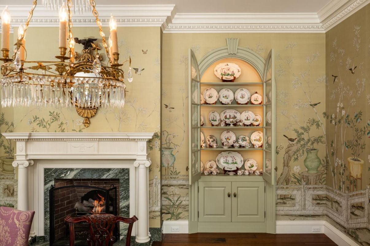 Chandelier, Fireplace, Interior, Wood Texture Flooring