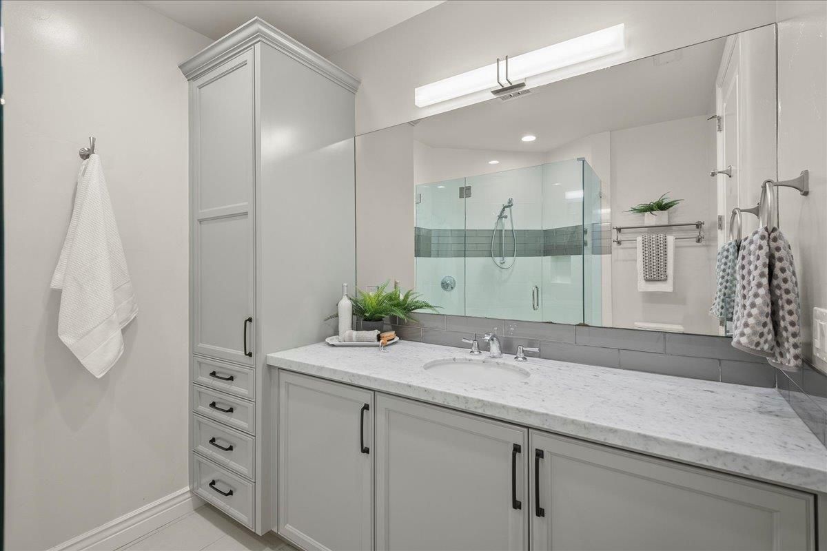 Bathroom, Glass Shower, Interior