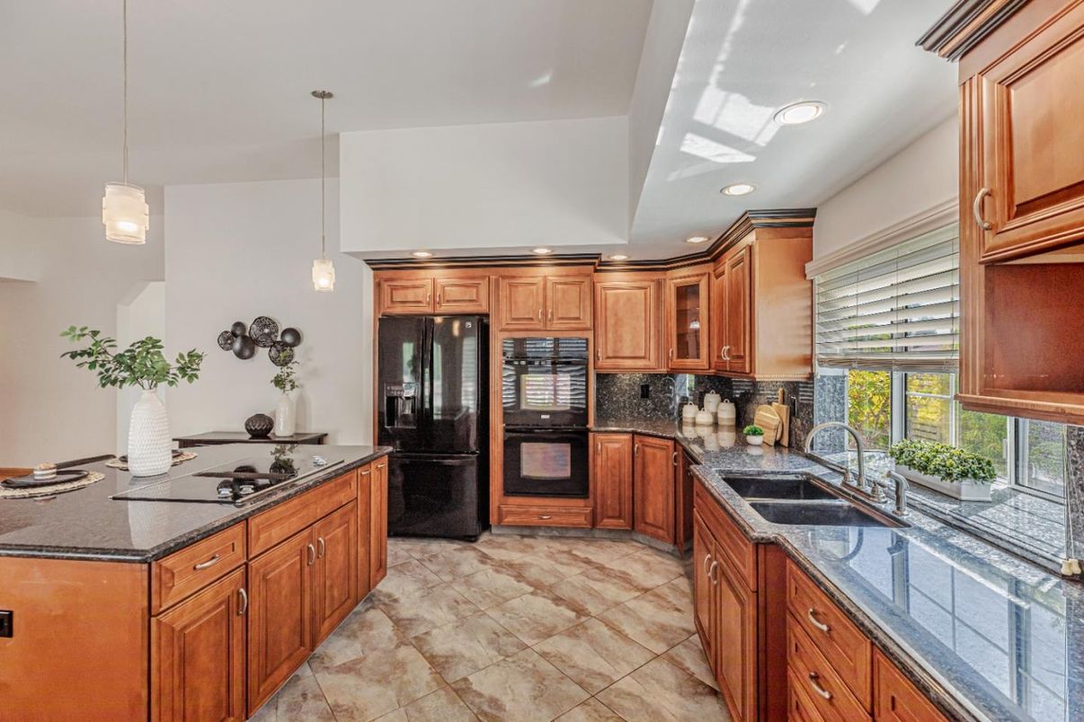 Interior, Kitchen, Pendant Lights, Recessed Lighting