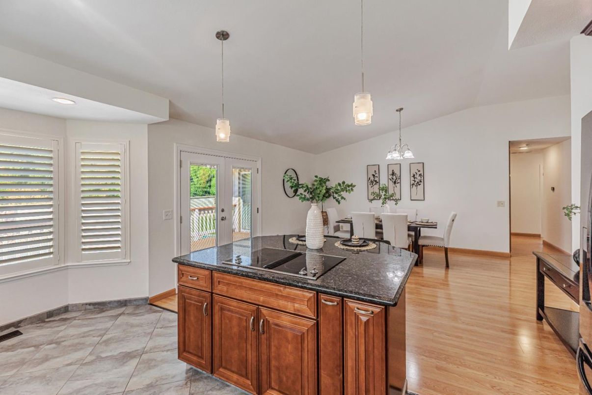 Dining room, Interior, Pendant Lights, Recessed Lighting, Wood Texture Flooring