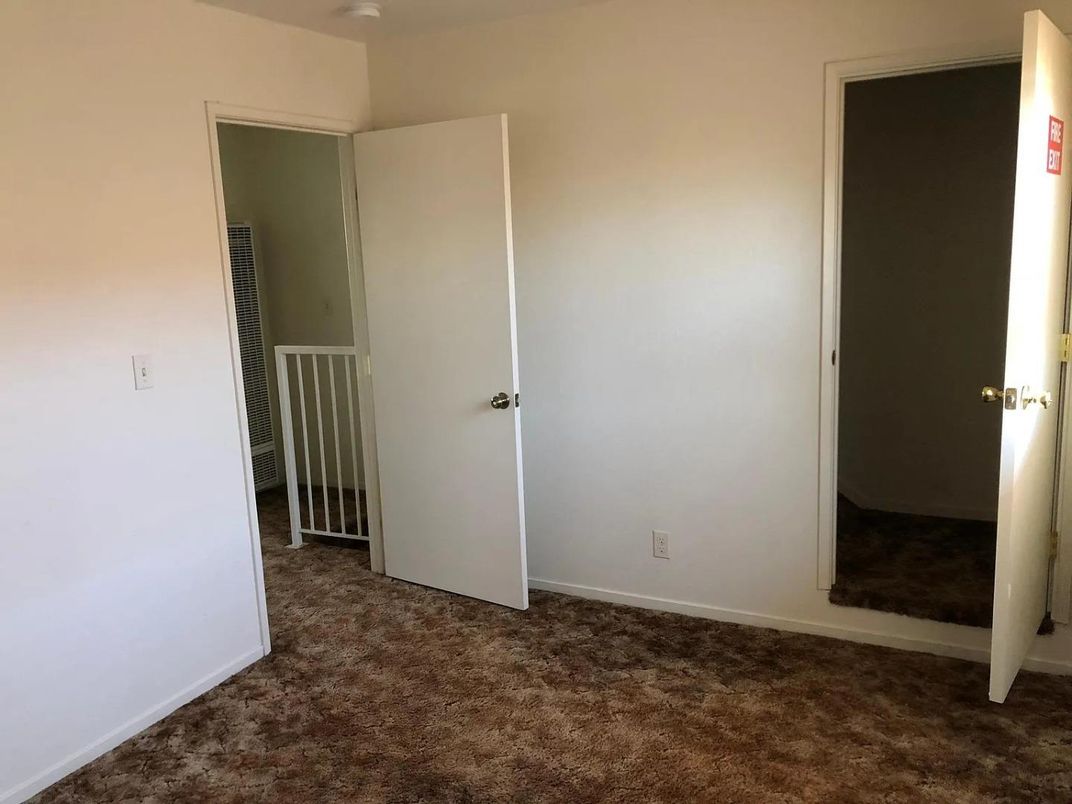 DE Listing image placeholder