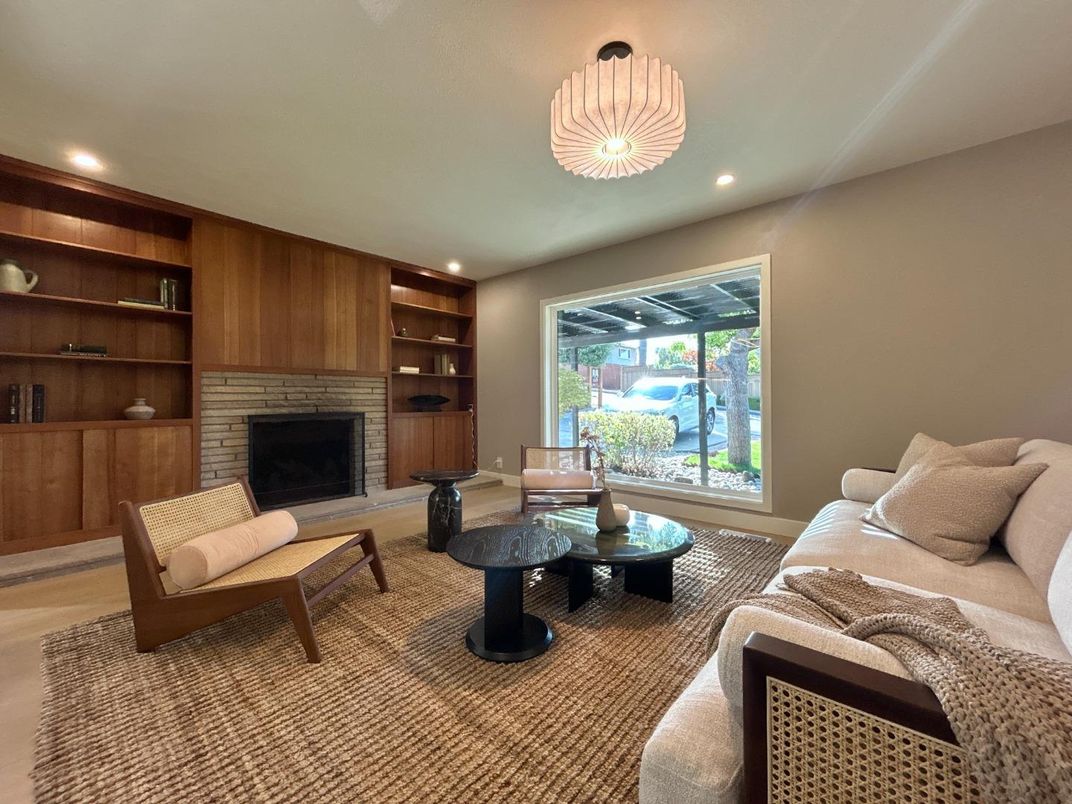 Fireplace, Interior, Living room, Pendant Lights, Recessed Lighting