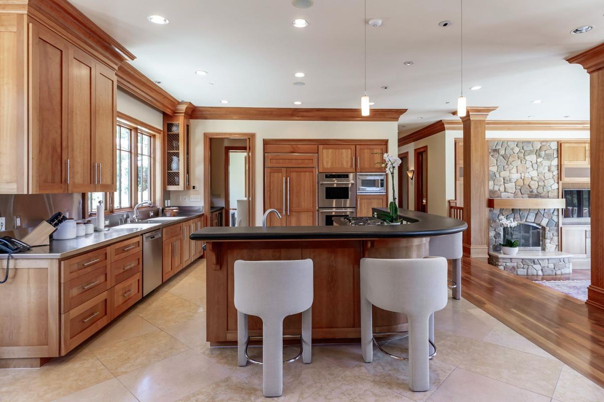 Fireplace, Interior, Kitchen, Pendant Lights, Recessed Lighting, Stainless Steel Appliances, Wood Texture Flooring