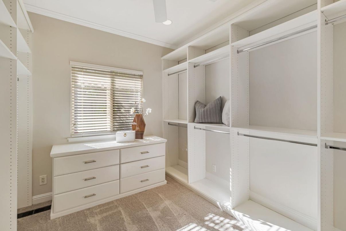 Interior, Recessed Lighting, Walk-in Closets
