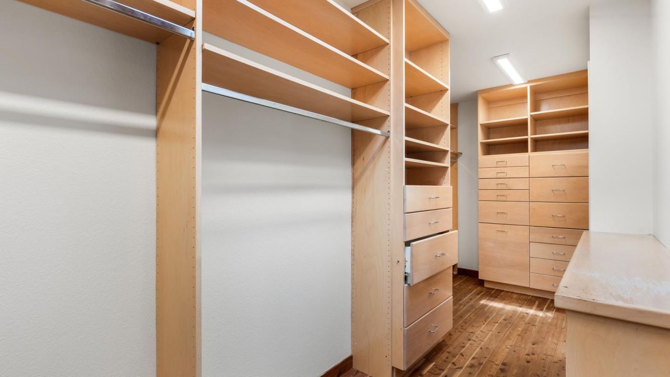 Interior, Recessed Lighting, Walk-in Closets, Wood Texture Flooring