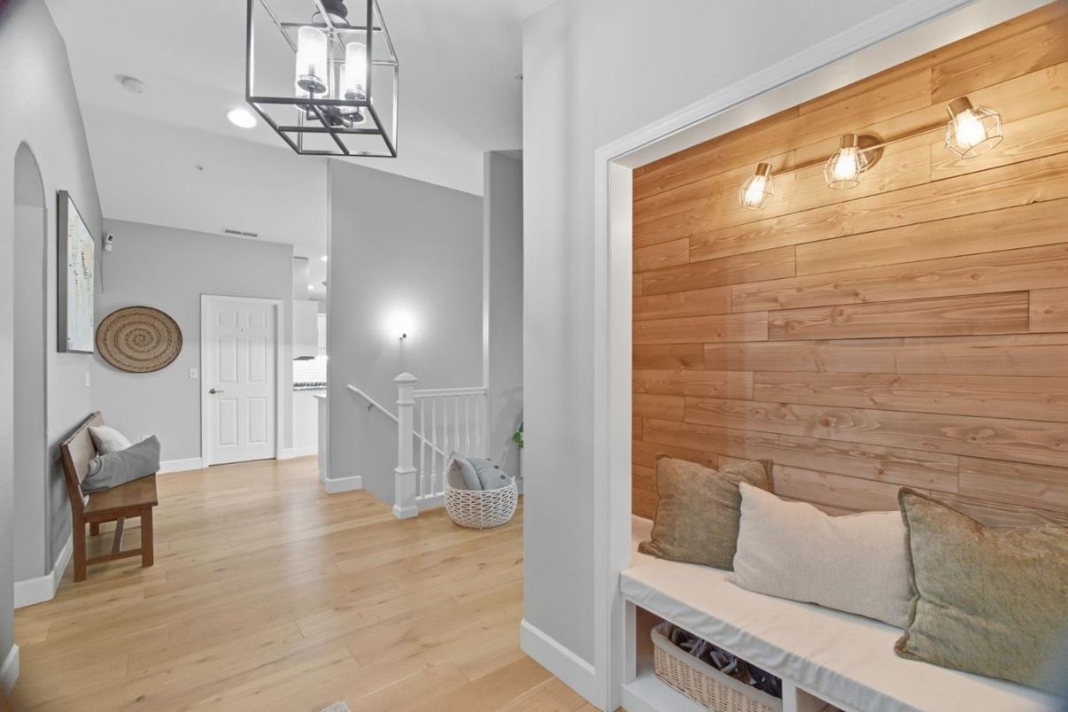 Interior, Pendant Lights, Recessed Lighting, Wood Texture Flooring, Wooden Walls