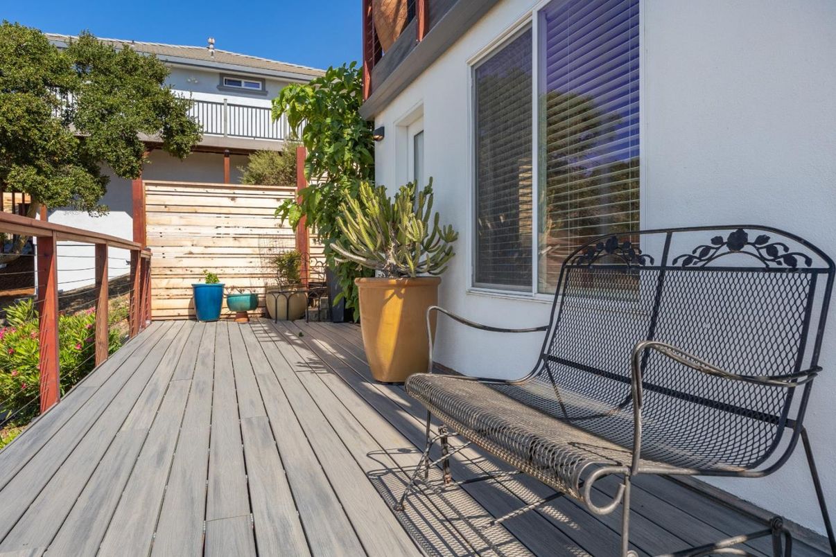 Exterior, Wood Texture Flooring