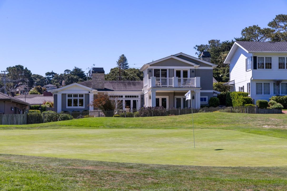 Backyard, Exterior, Facade, Farmhouse