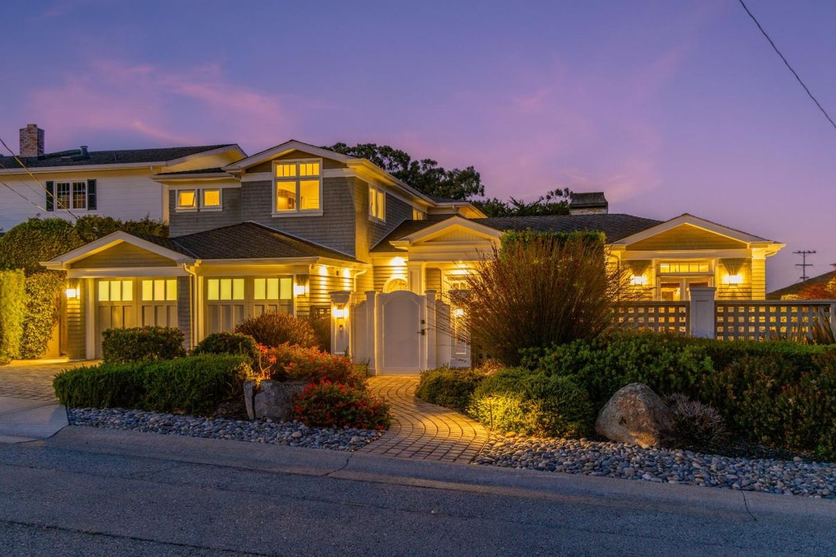 Exterior, Facade, American Craftsman