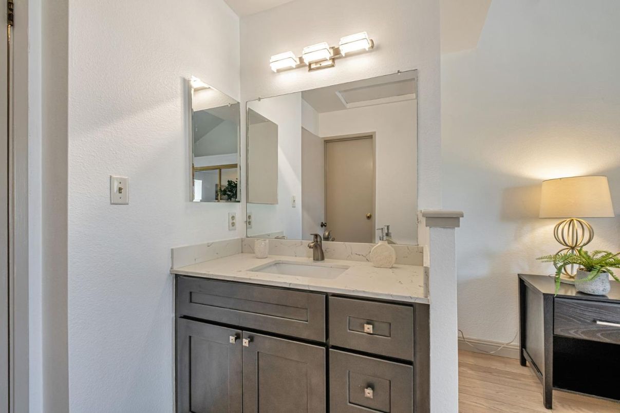 Bathroom, Dual Sink Vanities, Interior, Wood Texture Flooring