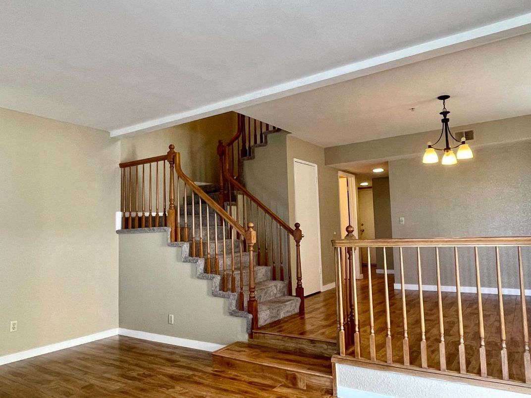 Interior, Pendant Lights, Recessed Lighting, Wood Texture Flooring