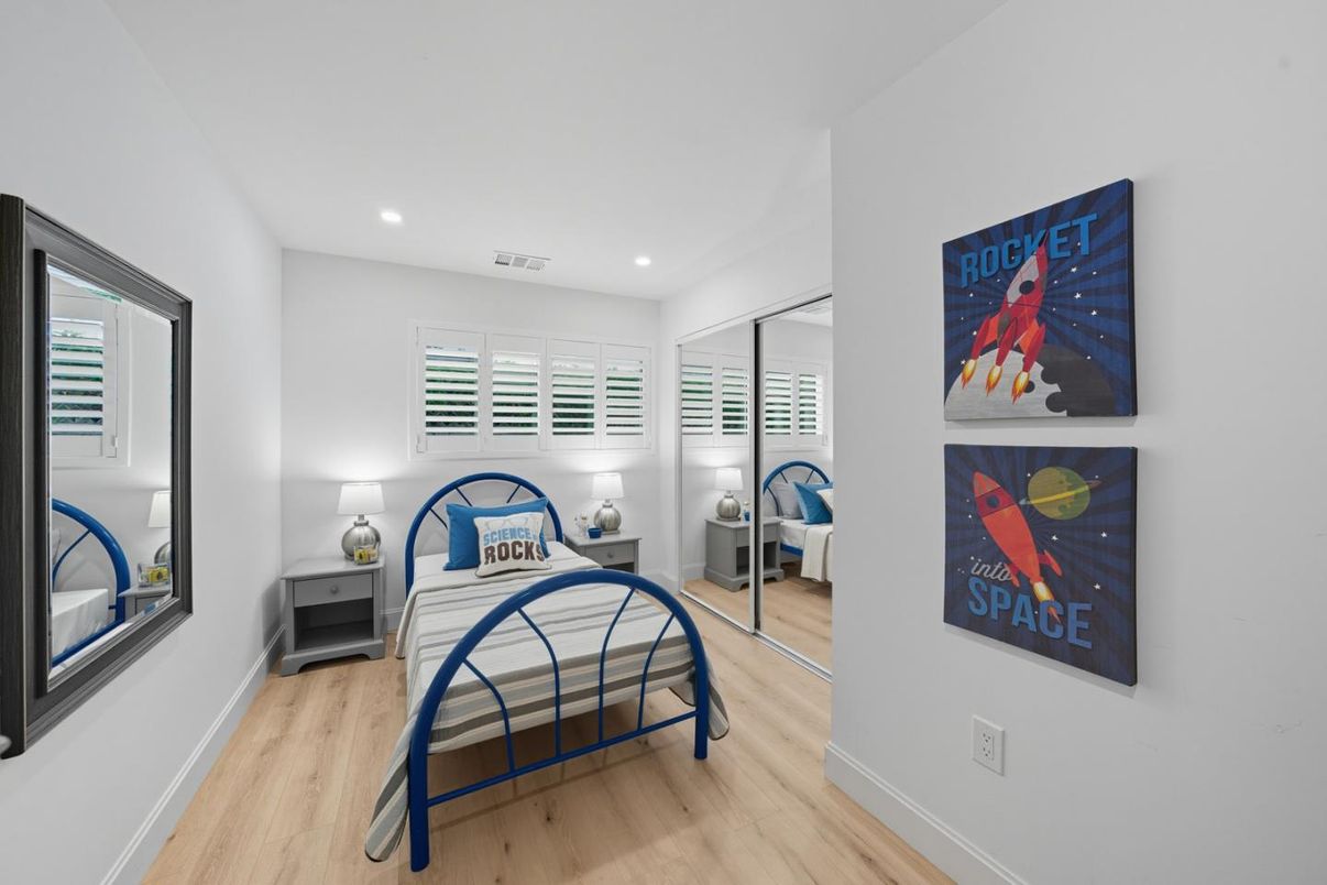 Bedroom, Interior, Recessed Lighting, Wood Texture Flooring