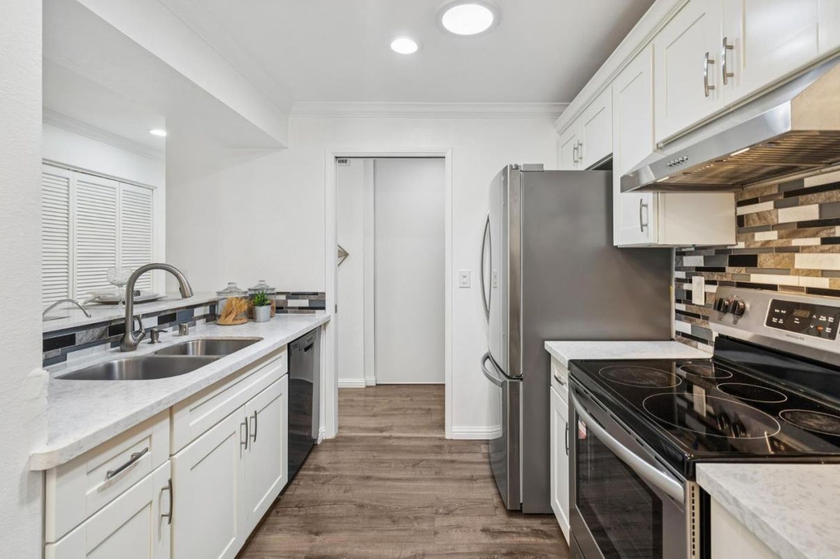 Interior, Kitchen, Recessed Lighting, Stainless Steel Appliances, Wood Texture Flooring