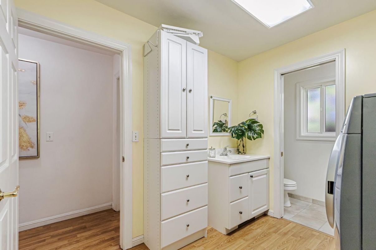 Bathroom, Interior, Wood Texture Flooring