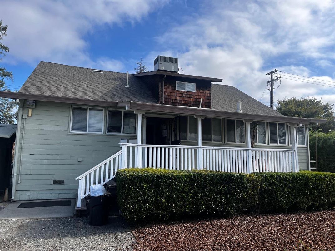 Exterior, Facade, Cape Cod