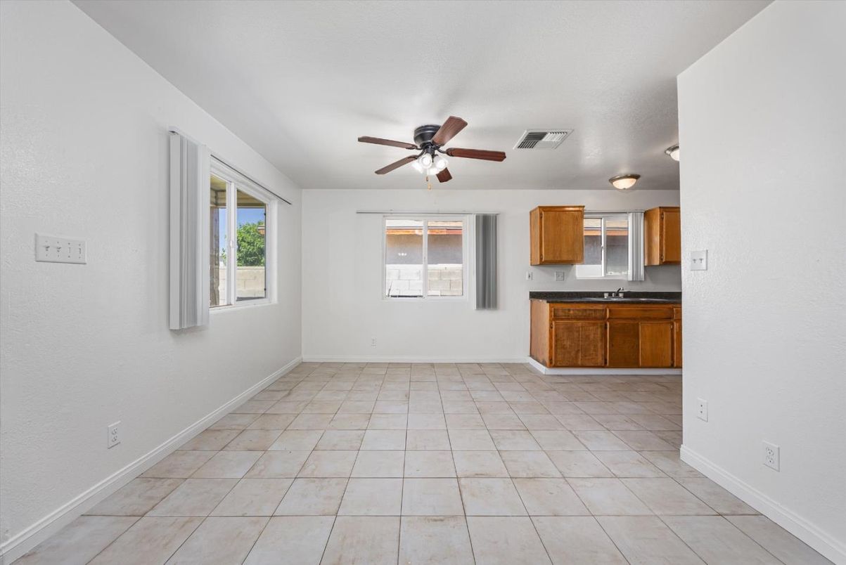 Empty room, Interior, Kitchen