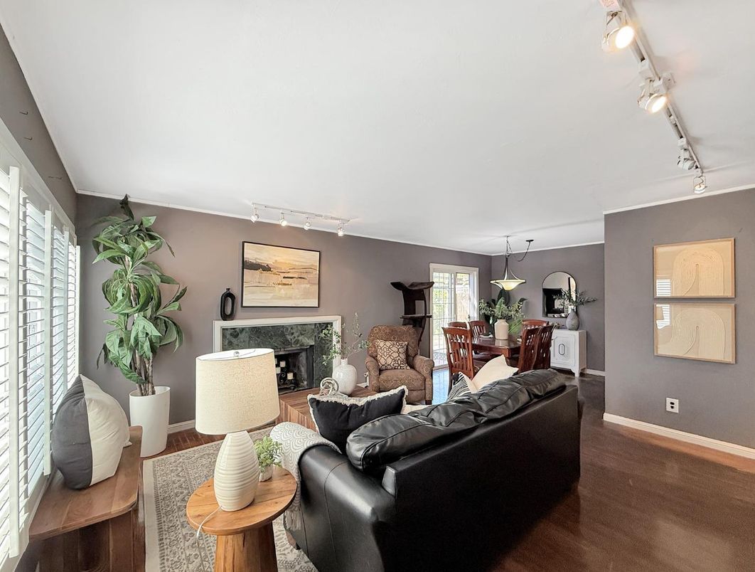 Dining room, Fireplace, Interior, Living room, Pendant Lights, Wood Texture Flooring