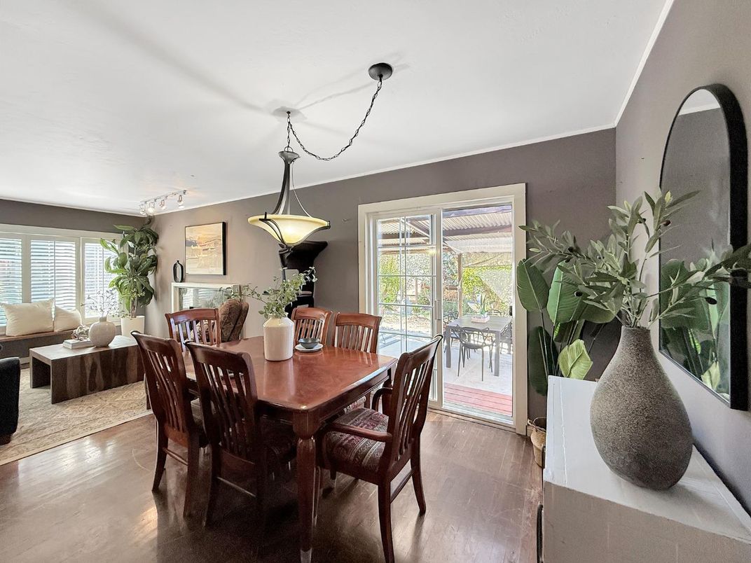 Dining room, Interior, Living room, Pendant Lights, Wood Texture Flooring