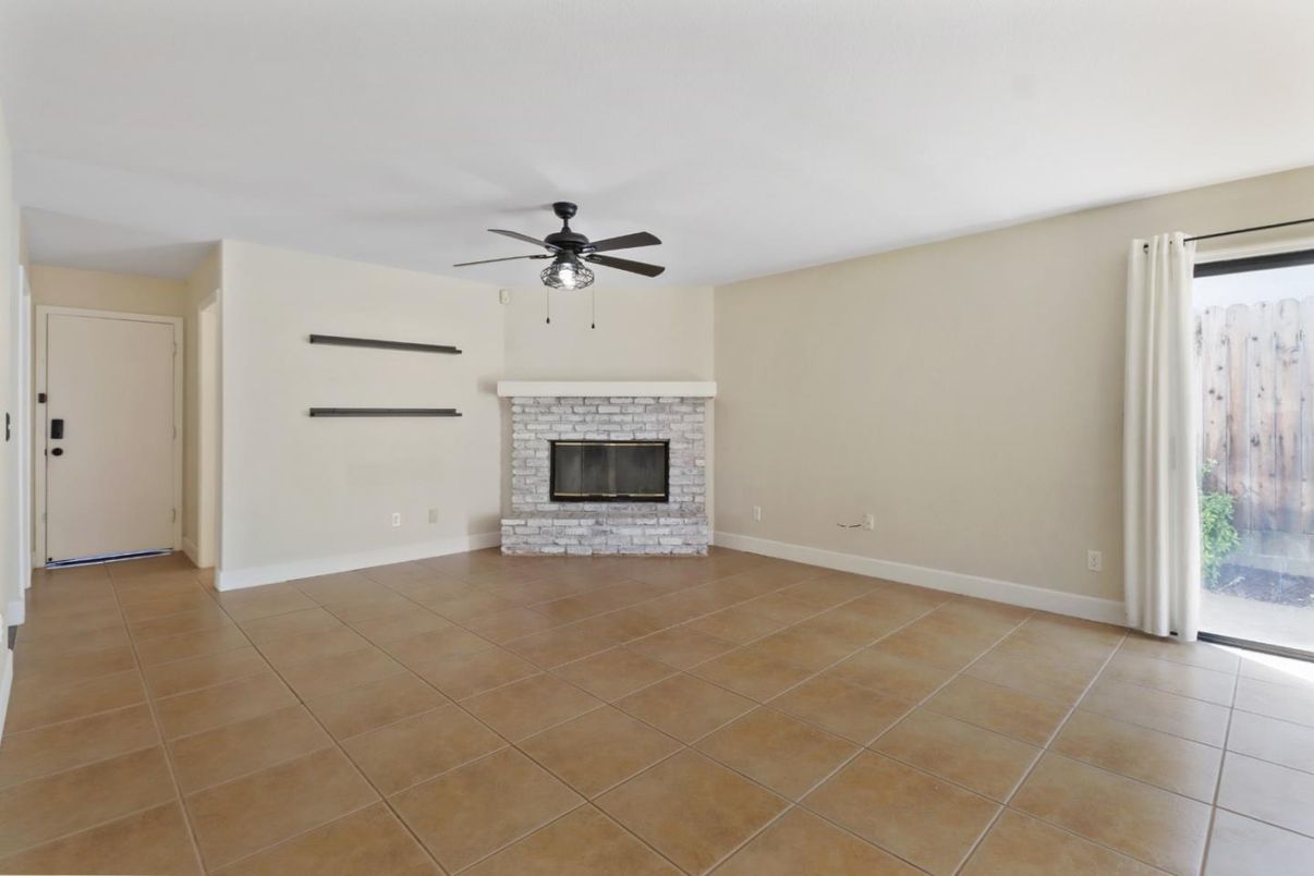 Empty room, Fireplace, Interior