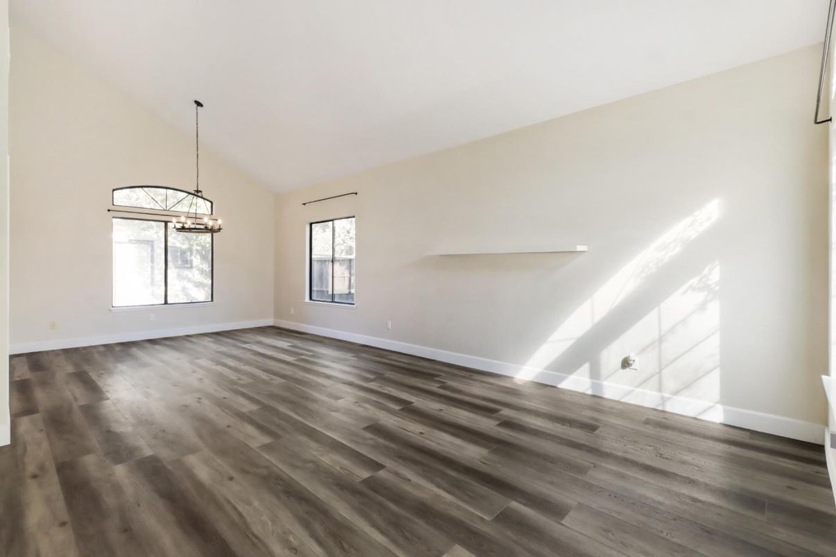 Empty room, Interior, Pendant Lights, Wood Texture Flooring