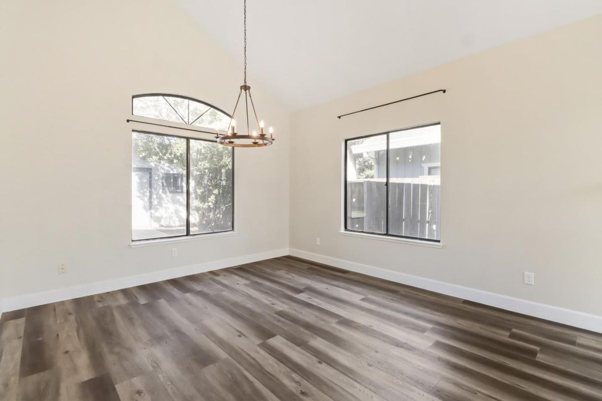 Empty room, Interior, Pendant Lights, Wood Texture Flooring