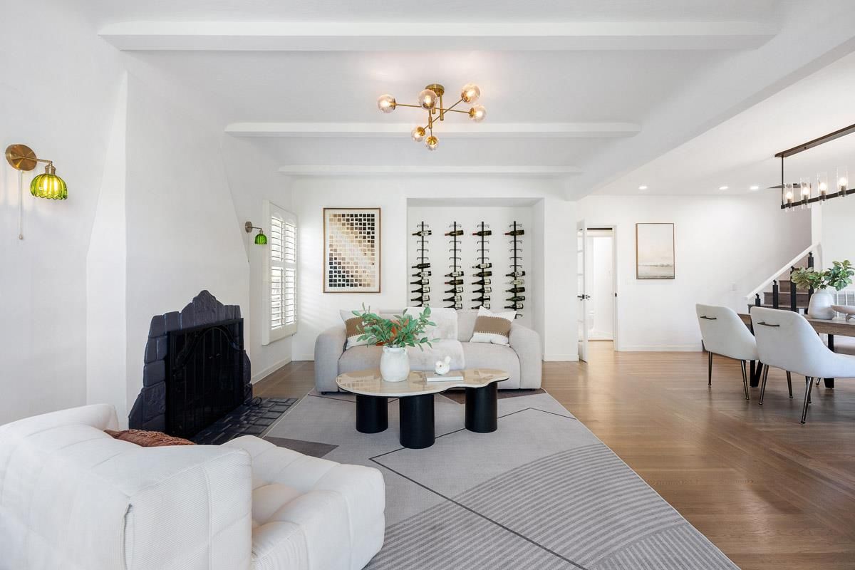 Dining room, Interior, Living room, Pendant Lights, Recessed Lighting, Wine Storage, Wood Texture Flooring