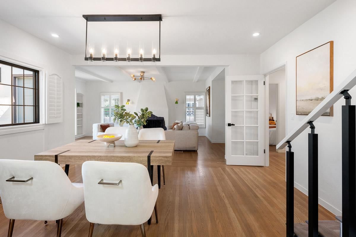 Dining room, Interior, Living room, Pendant Lights, Recessed Lighting, Wood Texture Flooring