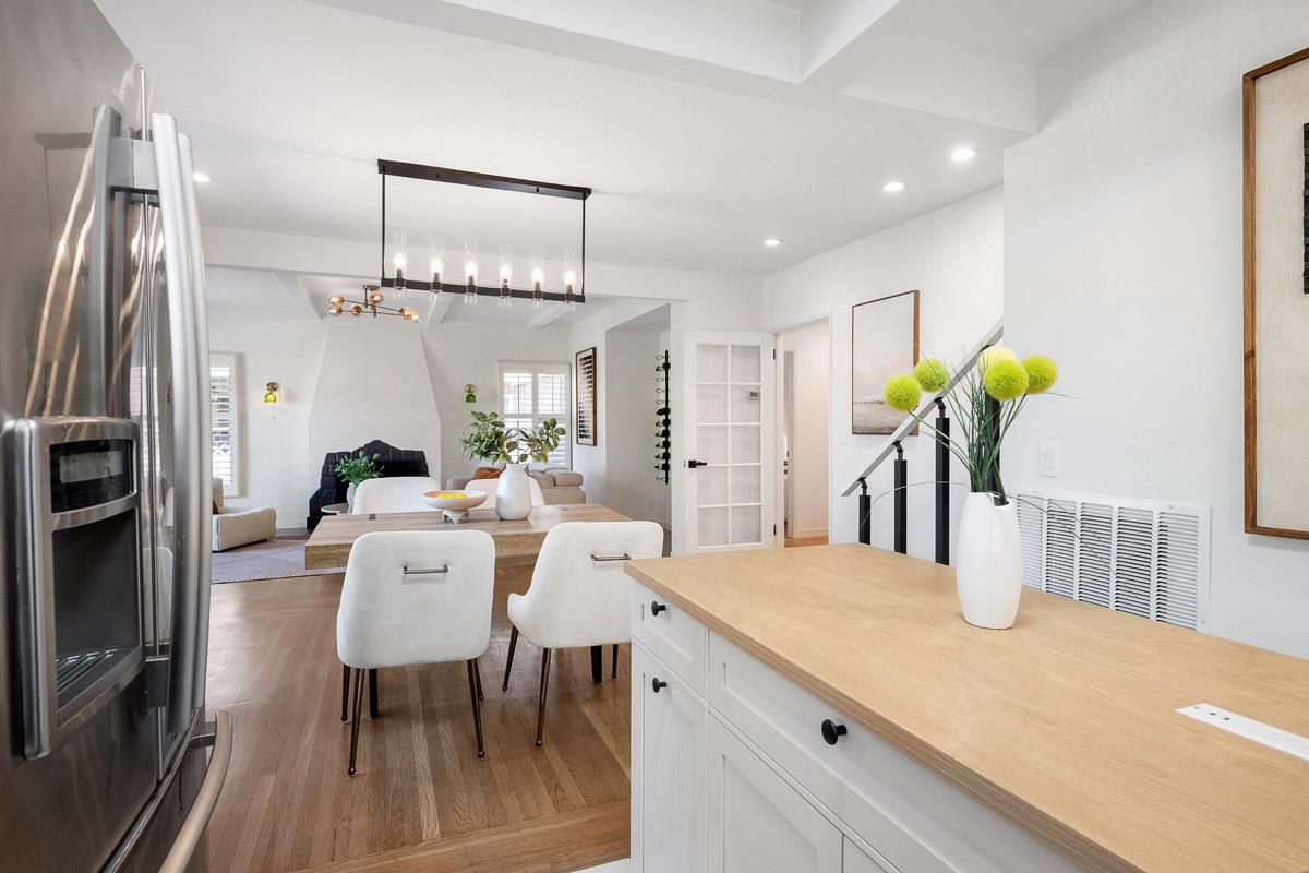 Dining room, Interior, Kitchen, Pendant Lights, Recessed Lighting, Stainless Steel Appliances, Wood Texture Flooring