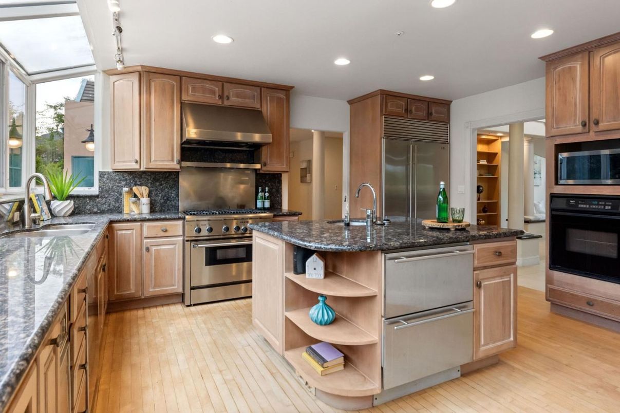 Interior, Kitchen, Recessed Lighting, Stainless Steel Appliances, Wood Texture Flooring