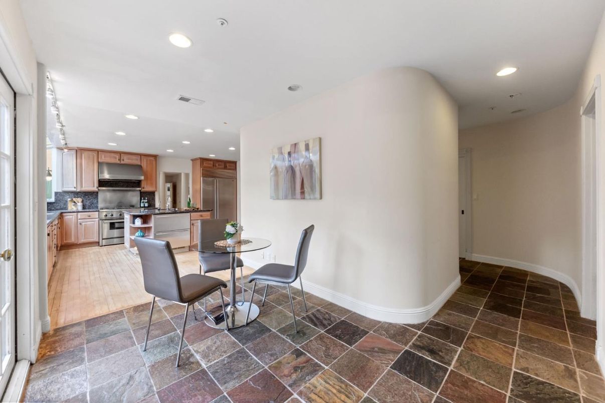 Dining room, Interior, Kitchen, Recessed Lighting, Stainless Steel Appliances