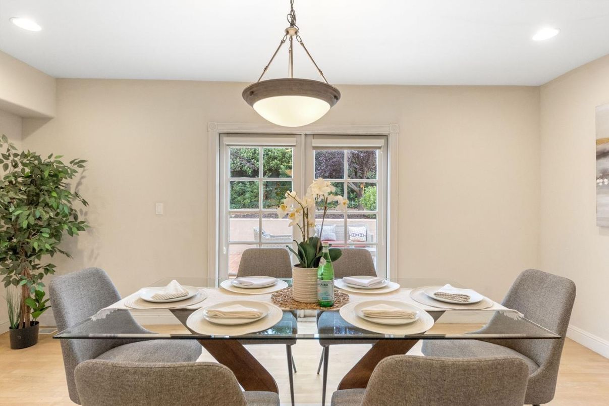 Dining room, Interior, Pendant Lights, Recessed Lighting, Wood Texture Flooring