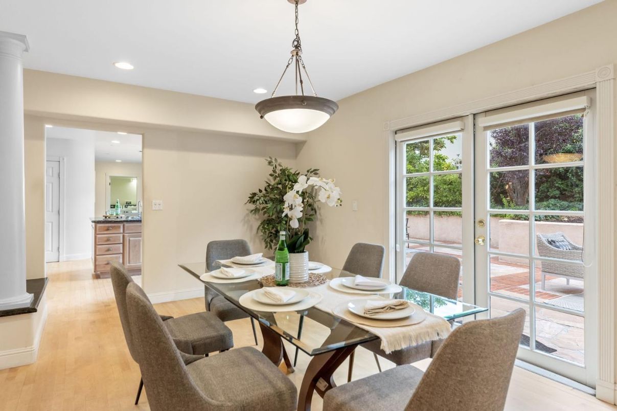 Dining room, Interior, Pendant Lights, Recessed Lighting, Wood Texture Flooring