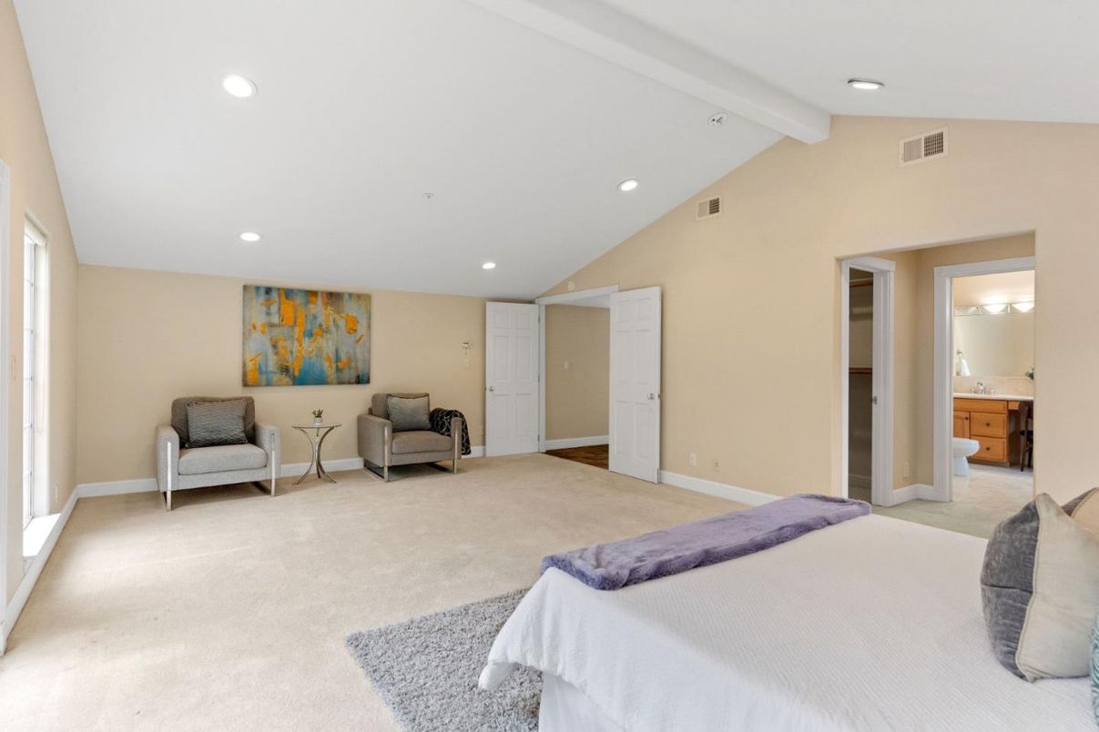 Bedroom, Interior, Recessed Lighting
