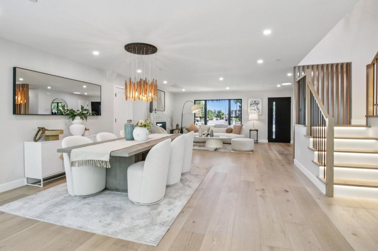 Dining room, Interior, Living room, Pendant Lights, Recessed Lighting, Wood Texture Flooring
