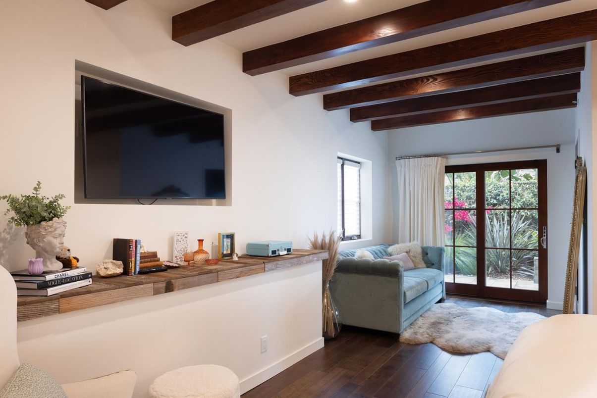 Interior, Recessed Lighting, Wooden Beams, Wood Texture Flooring