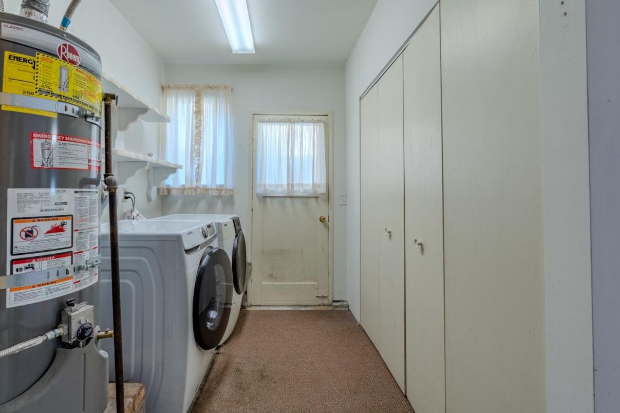 Interior, Washer